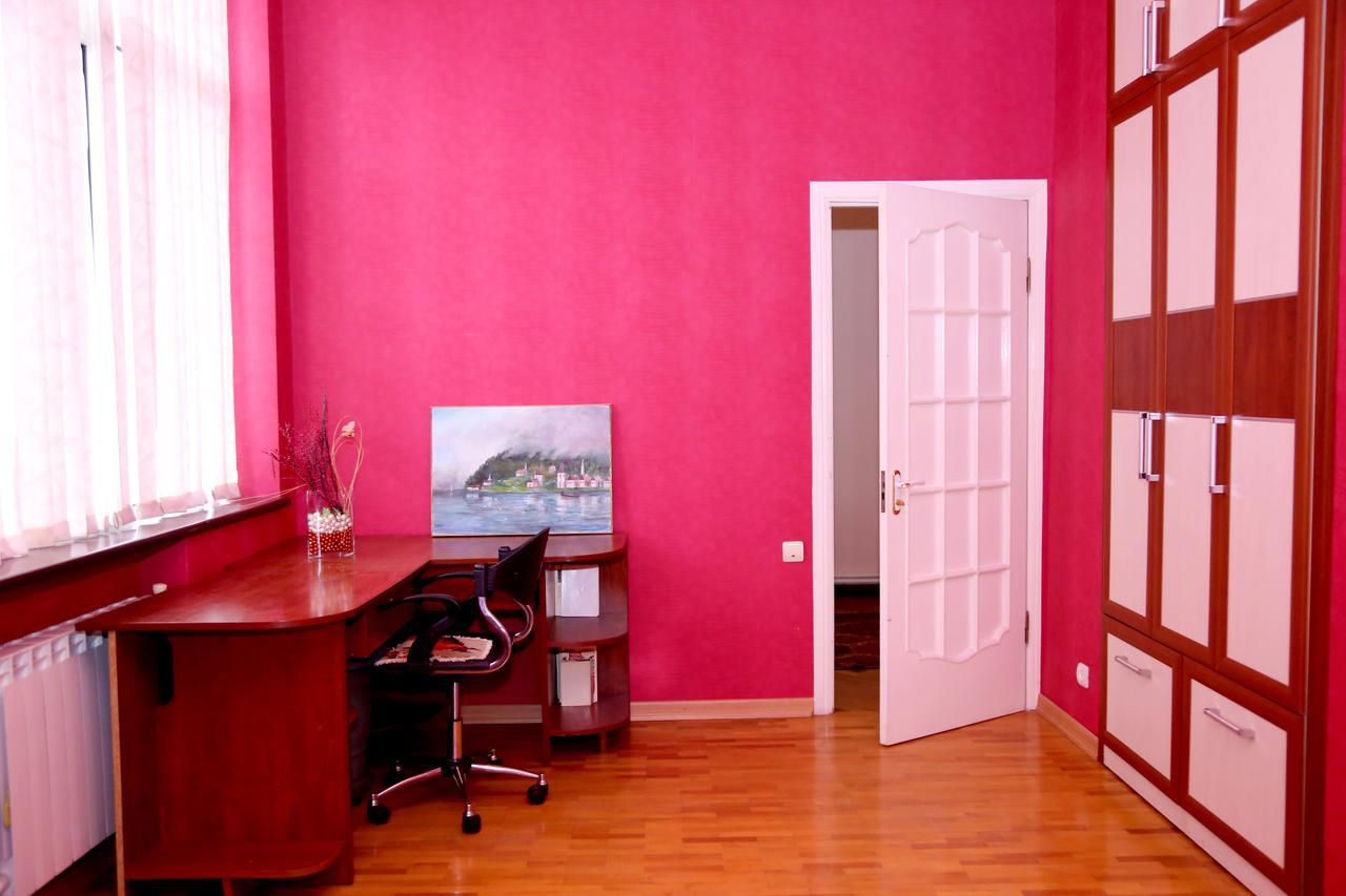 Apartment On 11 Amiryan Street Erivan Exterior foto