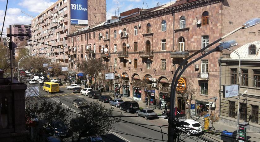 Apartment On 11 Amiryan Street Erivan Exterior foto